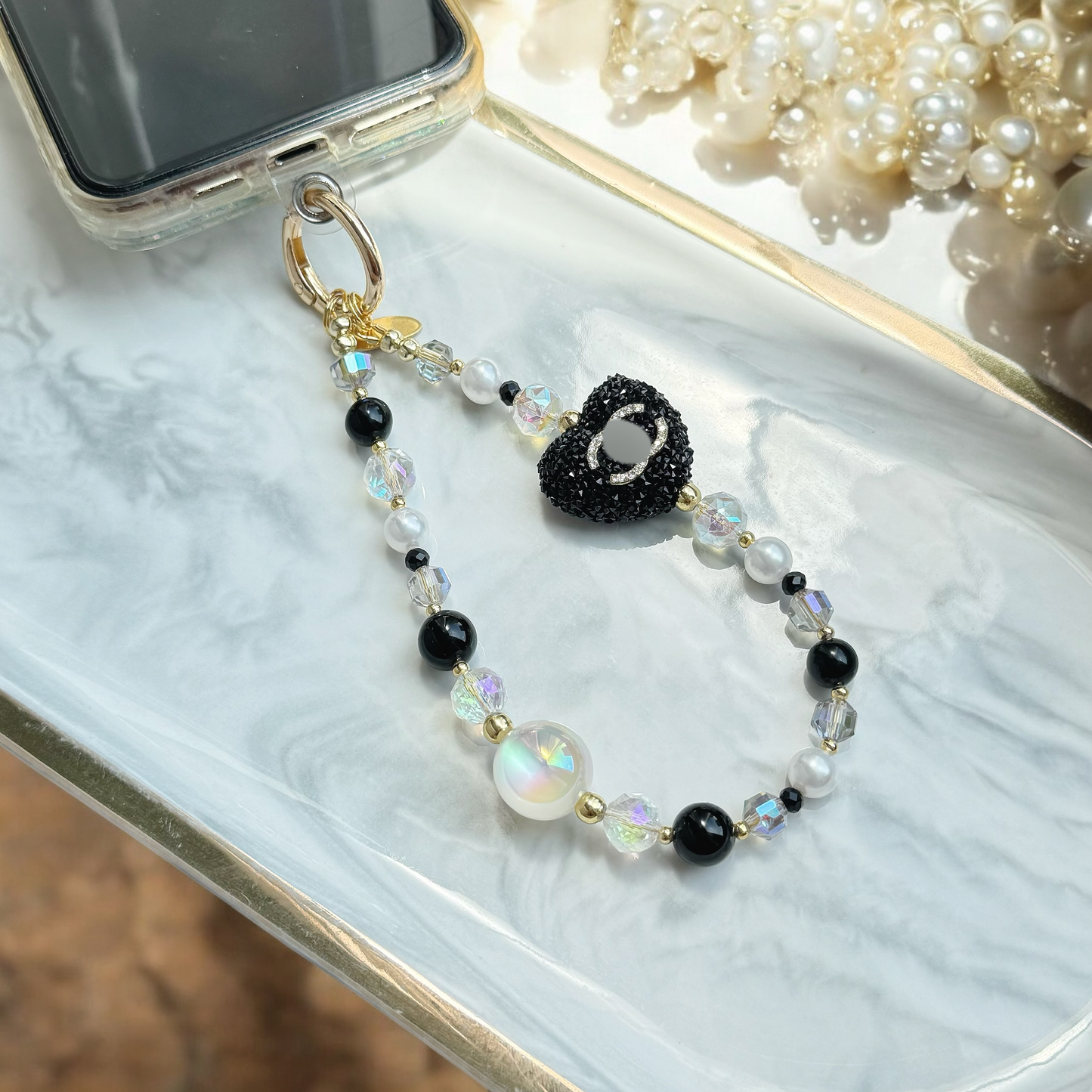 V2 Sugar Coco in Black Obsidian and Faux Pearl