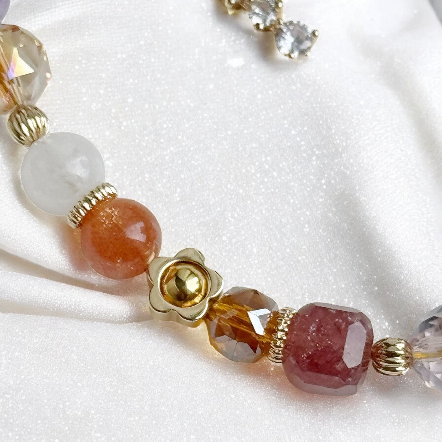 NOELLE in Golden Sunstone, White Jade, Amethyst, Strawberry Quartz, Clear Quartz