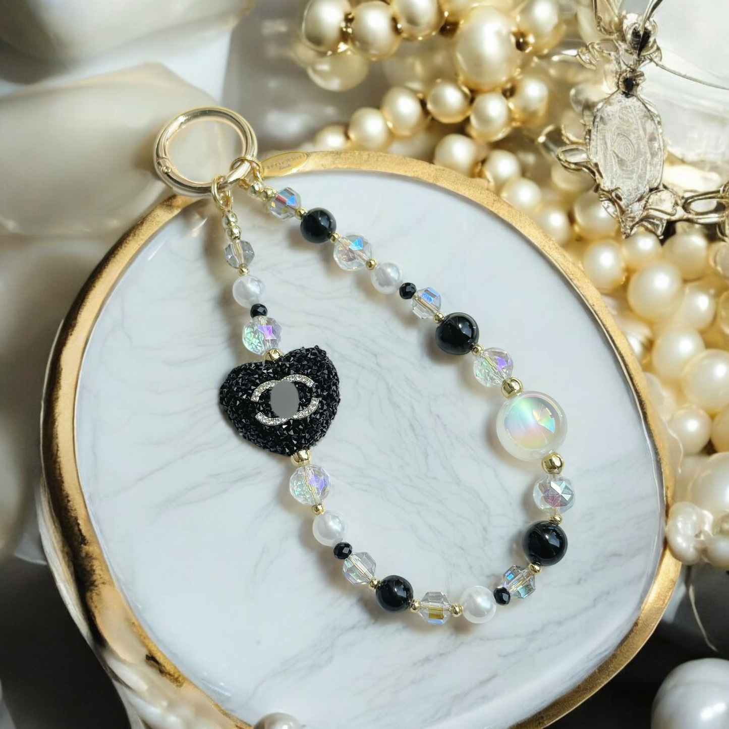 V2 Sugar Coco in Black Obsidian and Faux Pearl