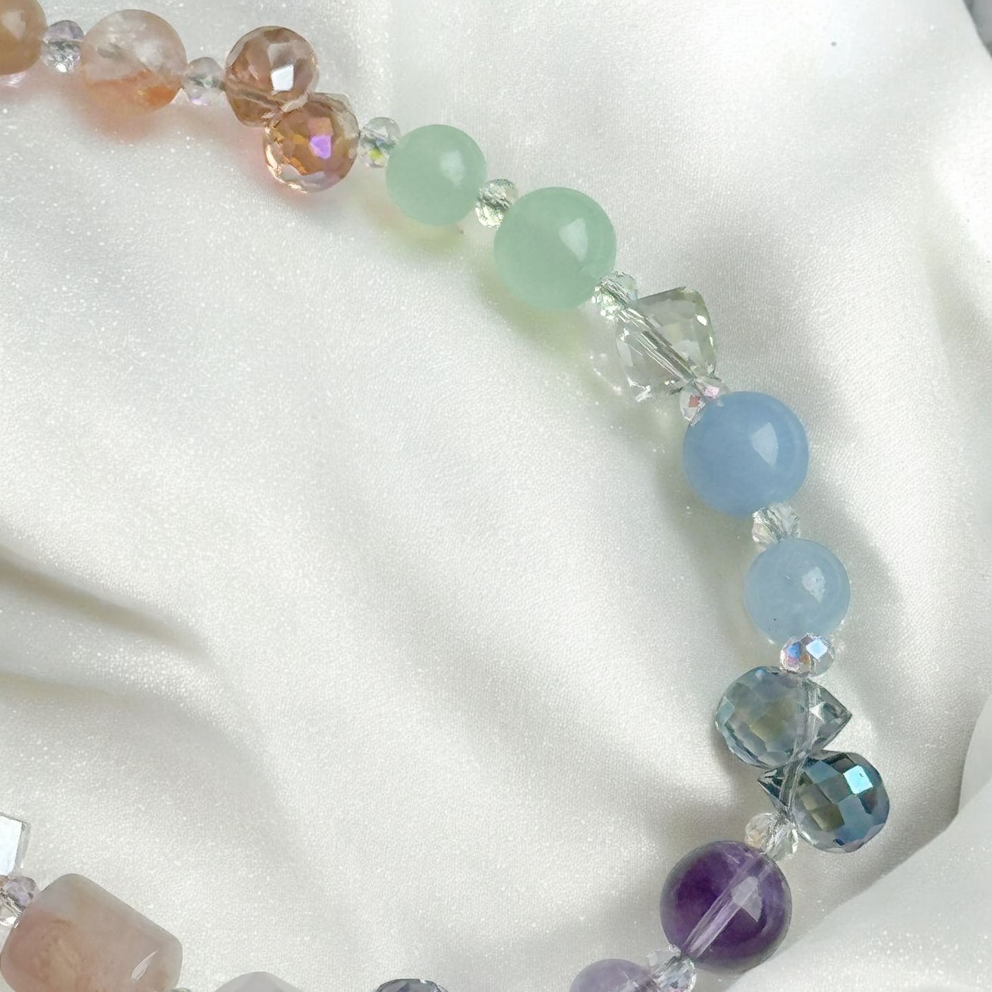V2 Rainbow Bright in Multiple Crystals