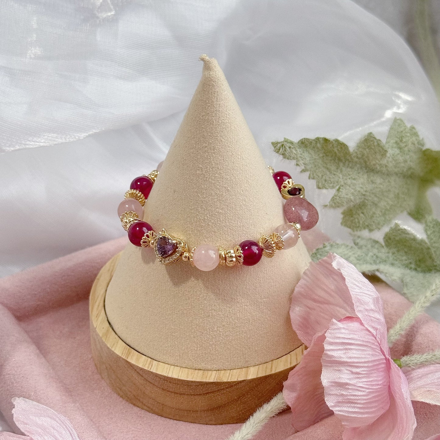 RYLEE in Star Ruby, Rose Quartz, Strawberry Quartz & Garnet [WS: 15cm]