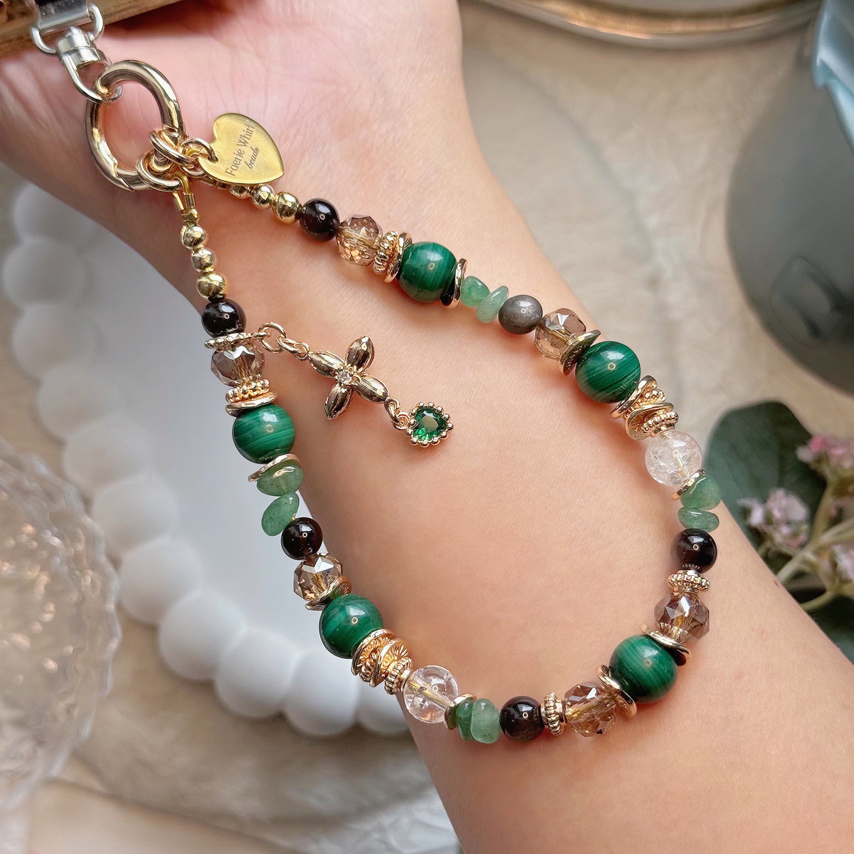 [Mini: 13cm] EMERALD in Malachite, Green Aventurine & Sliver Obsidian