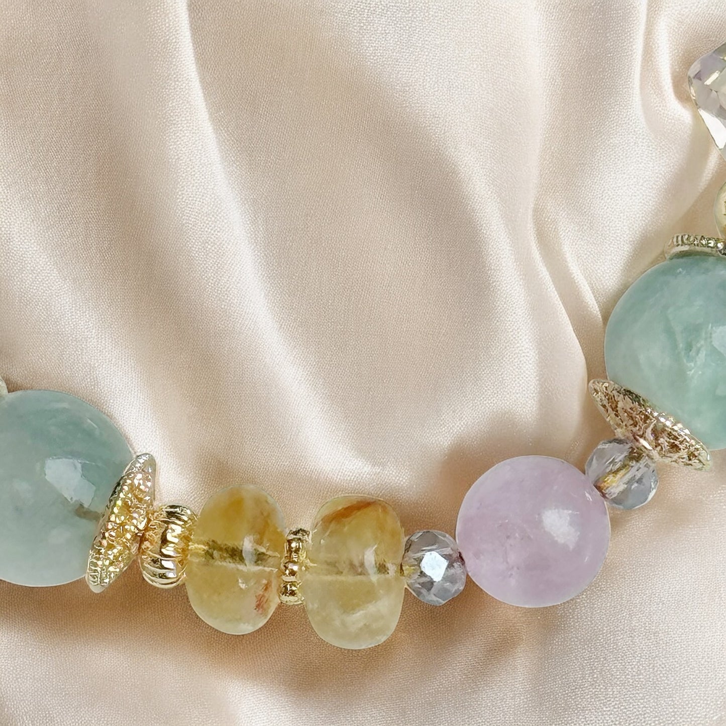 [Mini: 12.5cm] Wildberry Heart in Green Feather Fluorite, Kunzite, Citrine & Rose Quartz