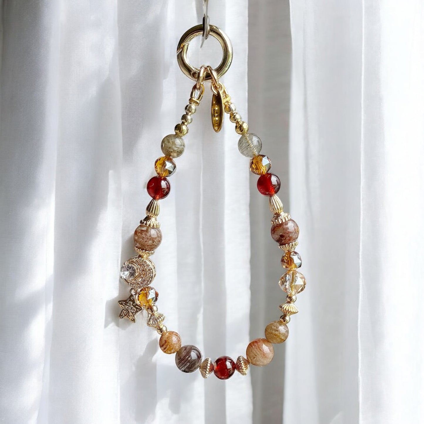 [Mini: 13cm] Emberly in Thousand Layers Garden Quartz & Garnet