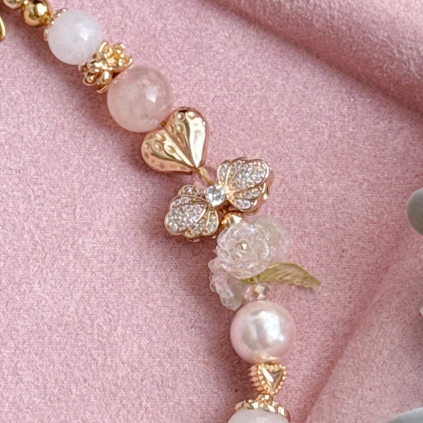 [Mini: 13.5cm] My Melody's Garden in Rose Quartz, Flower Agate, White Chalcedony & Pink Azeztulite