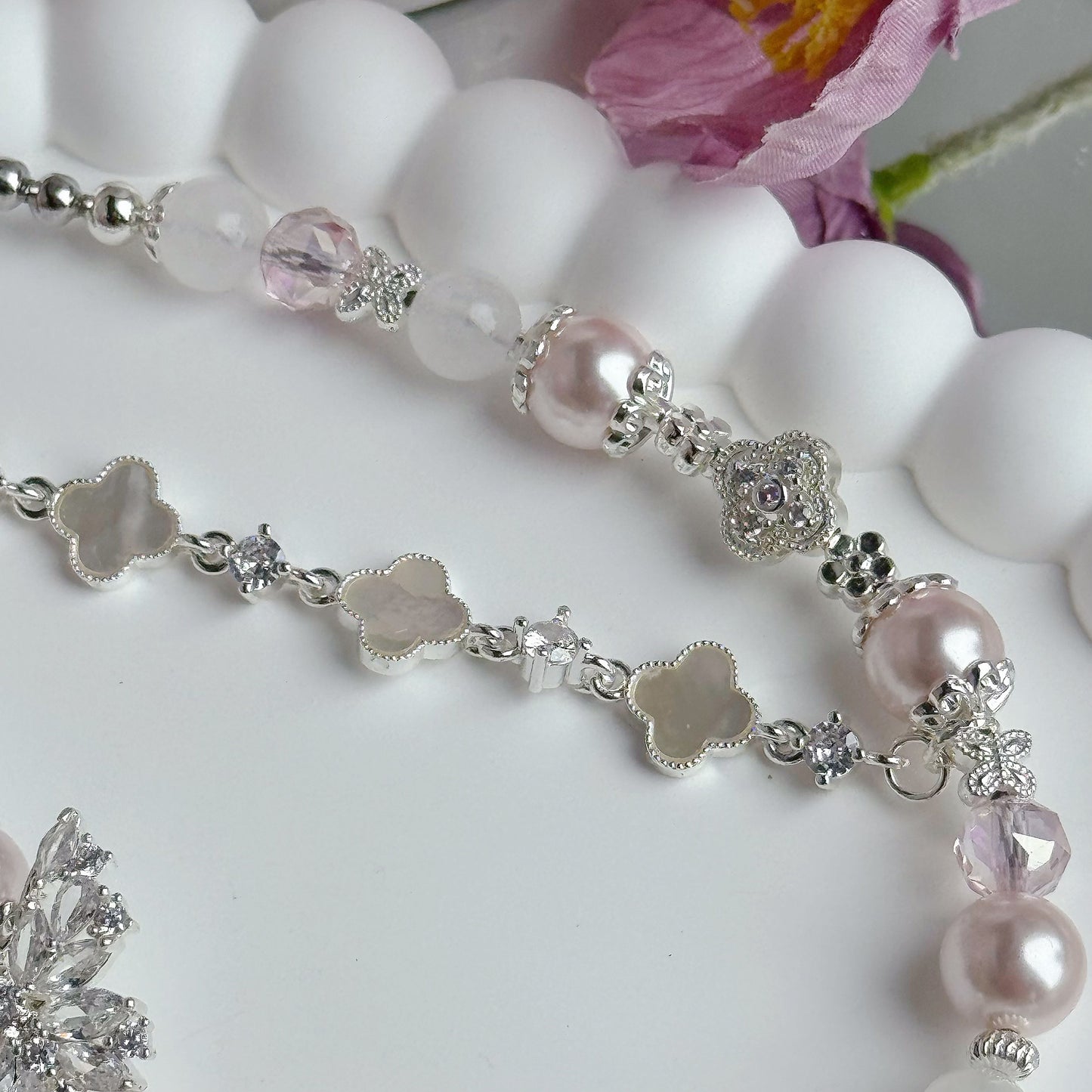 [Mini: 14cm] Alessia Jade in White Jade and Faux Pearl