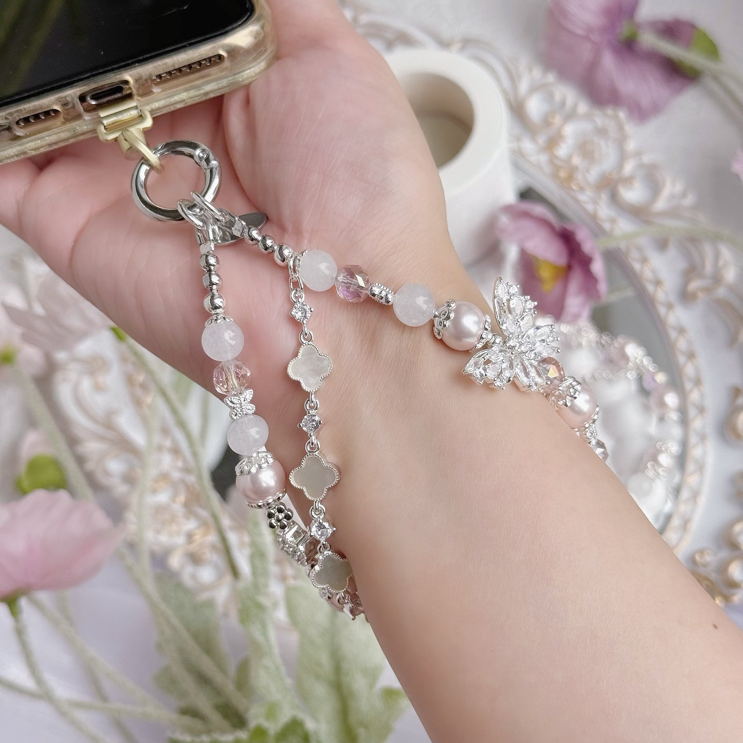 [Mini: 14cm] Alessia Jade in White Jade and Faux Pearl